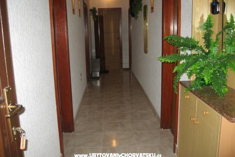  Apartmanok Riosa Maria – fotó 10