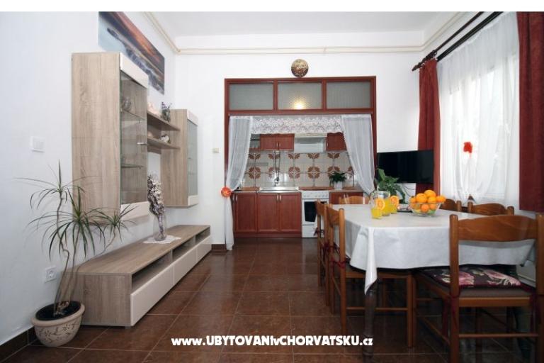 Apartmanok A.Jelovčić – fotó 6