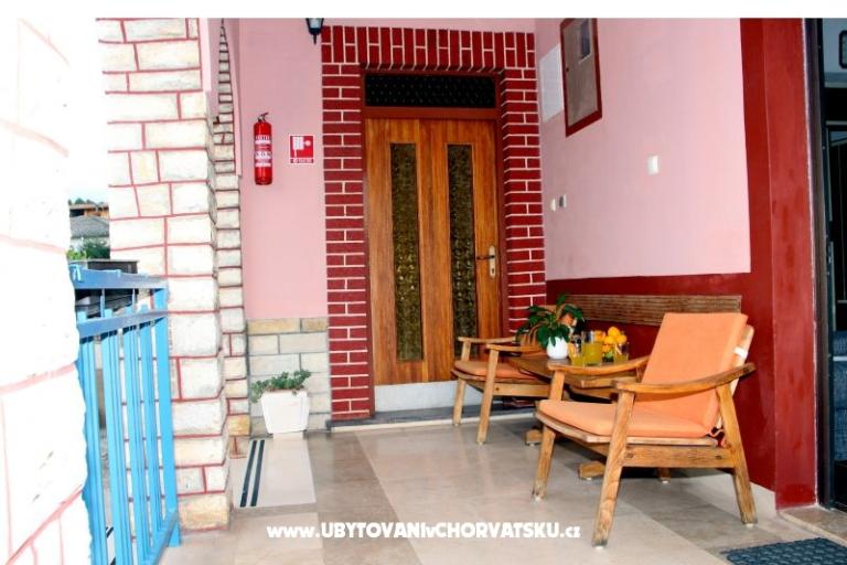Apartmanok A.Jelovčić – fotó 7