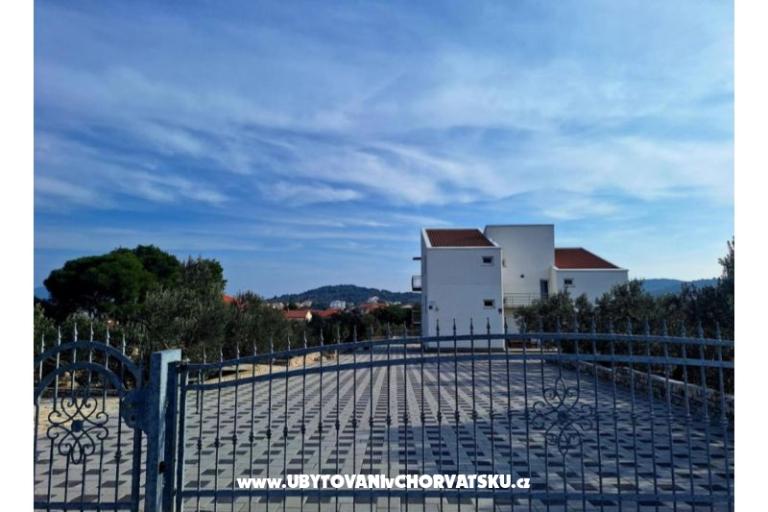 Apartmanok AS sa bazenom – fotó 10