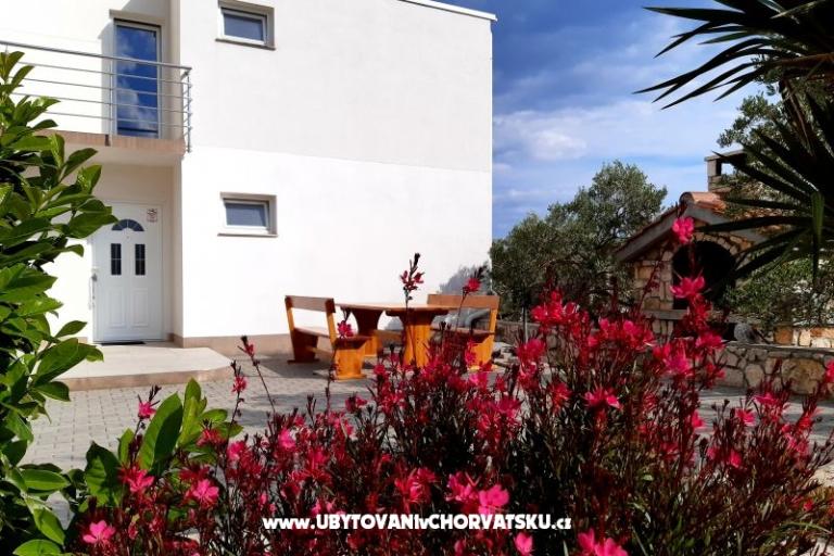 Apartmanok AS sa bazenom – fotó 8