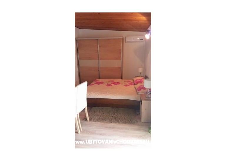 Apartmanok Snježana Carev – fotó 6