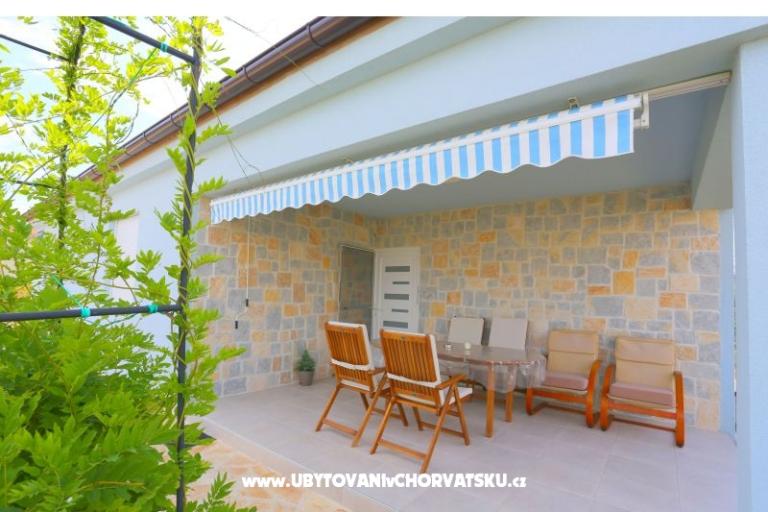 Holiday Home POMALO – fotó 18