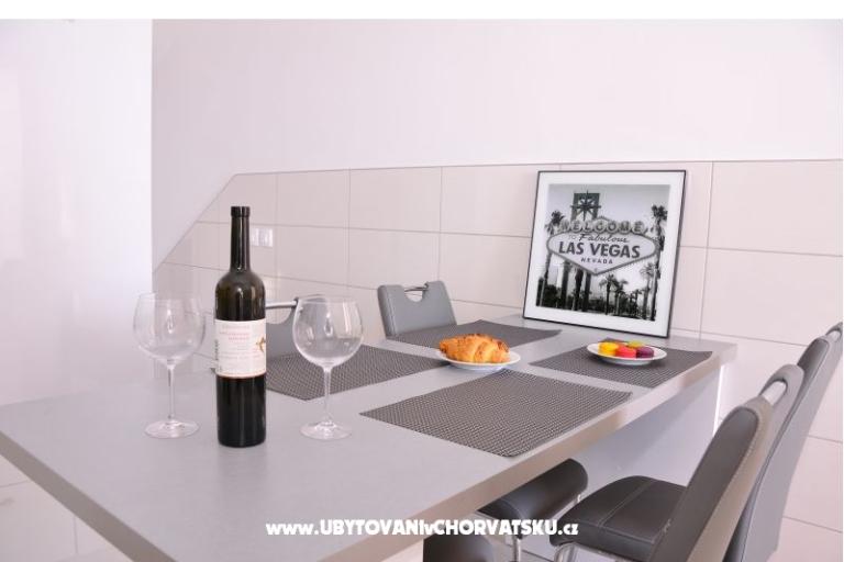 Macadams apartmani i restoran – fotó 15