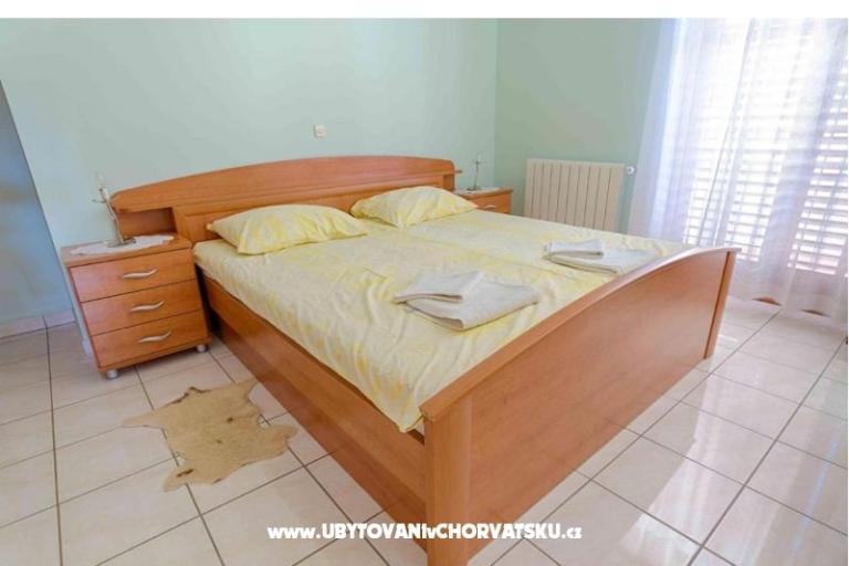 Ariela a strandon – fotó 10