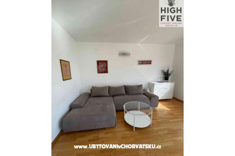 High Five Luxury Ház Novalja – fotó 13