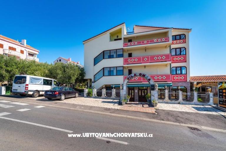 Villa Omra Apartmanok – fotó 8