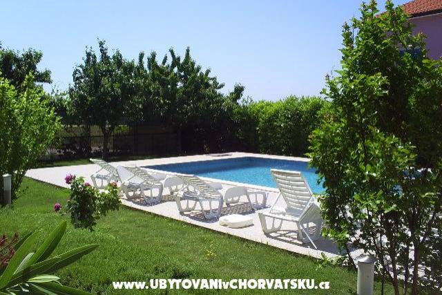 Villa Tina – fotó 2