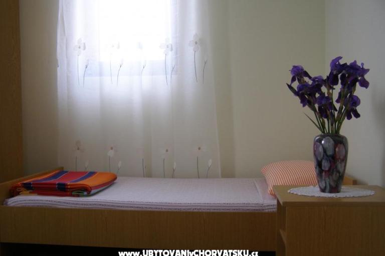 Ház Marija – fotó 12