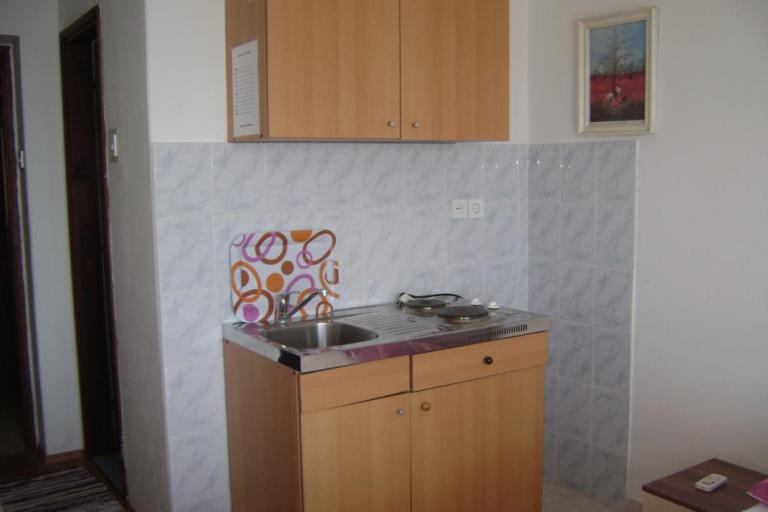 Studio Apartmanok Klenovica – fotó 3