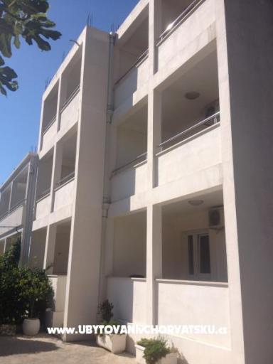 Apartmanok Omis Duce – fotó 13