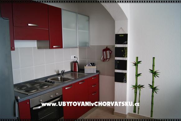 4**** apartments medencével  – fotó 6