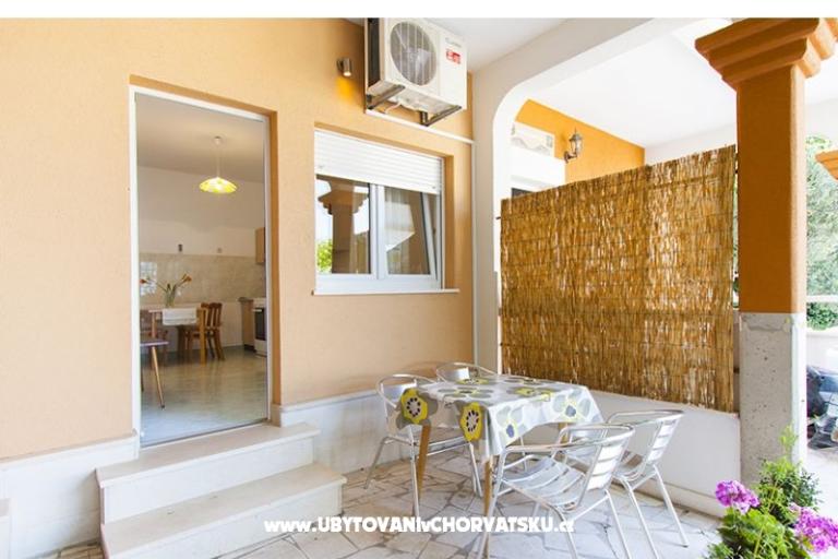 Apartmanok Mikulić – fotó 6