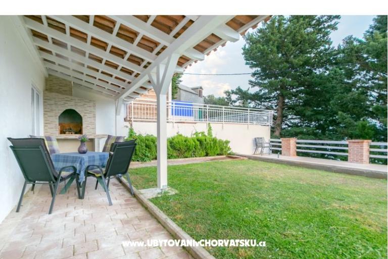 Apartman Dodo medencével – fotó 9