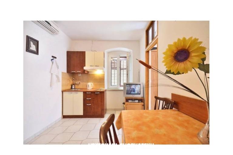 Apartmanok Stari Grad /Omiš center/ – fotó 15