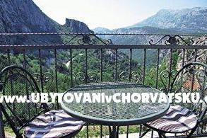 Country Ház Omis – fotó 8