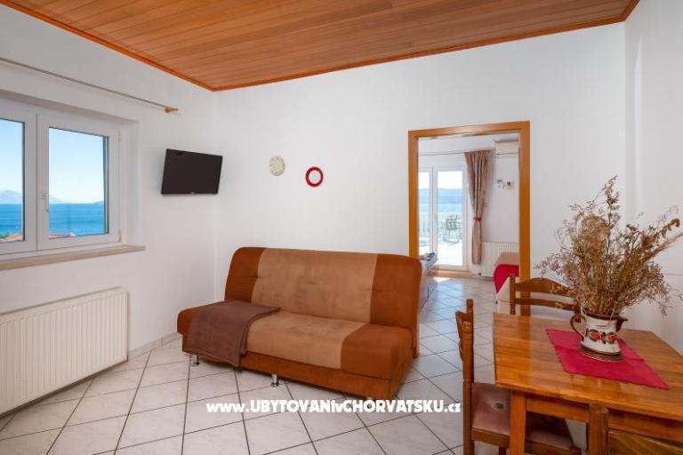 Family Szobák & Apartmanok Omis – fotó 6