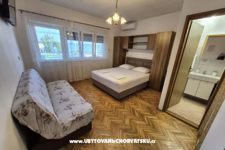 Jure & Marija Studio apartmani – fotó 2