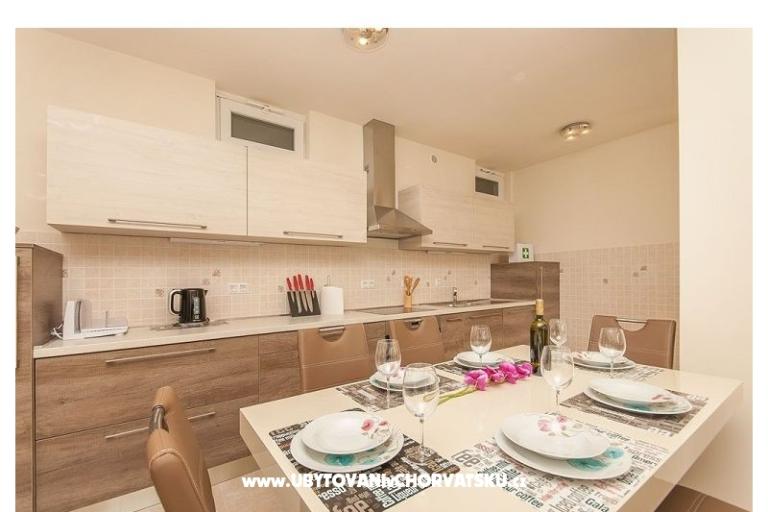 Luxury Apartmanok Omis – fotó 12