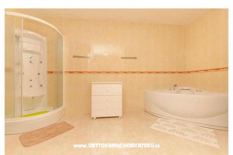 Luxury Apartmanok Omis – fotó 13