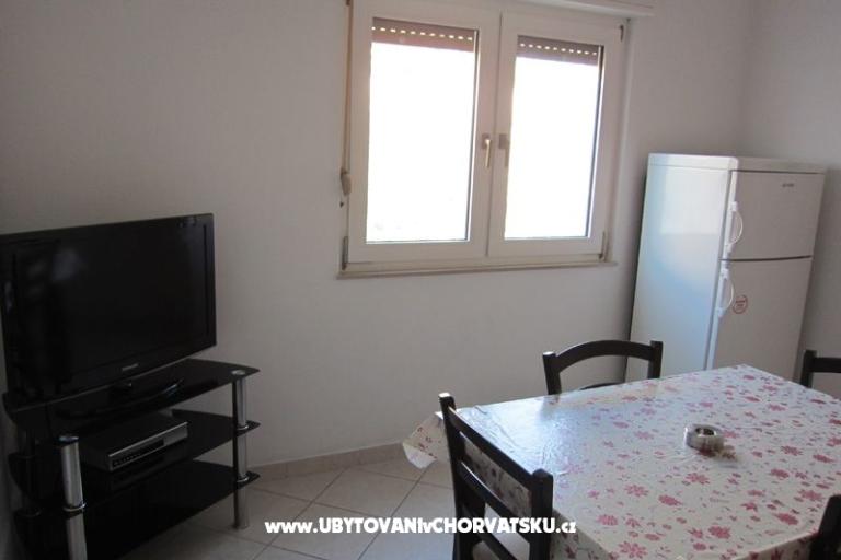 Apartmanok Mirna – fotó 13