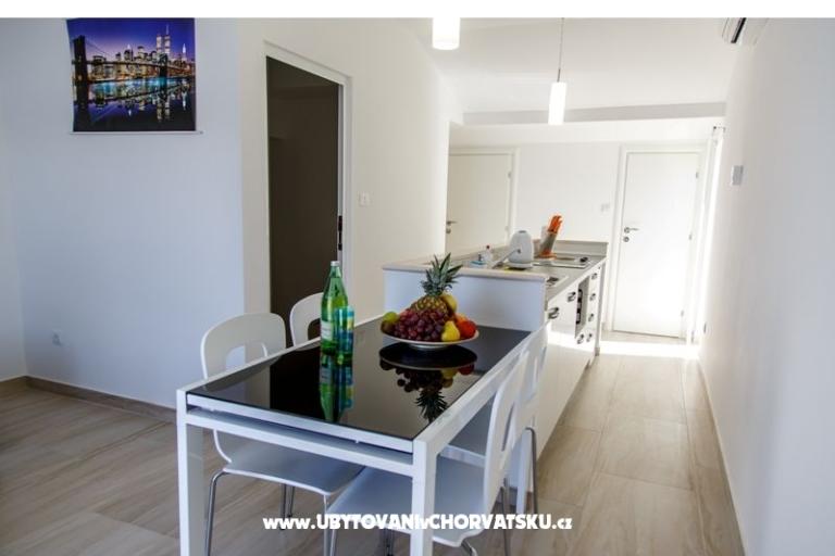 Nemira Sunny Apartmanok – fotó 2