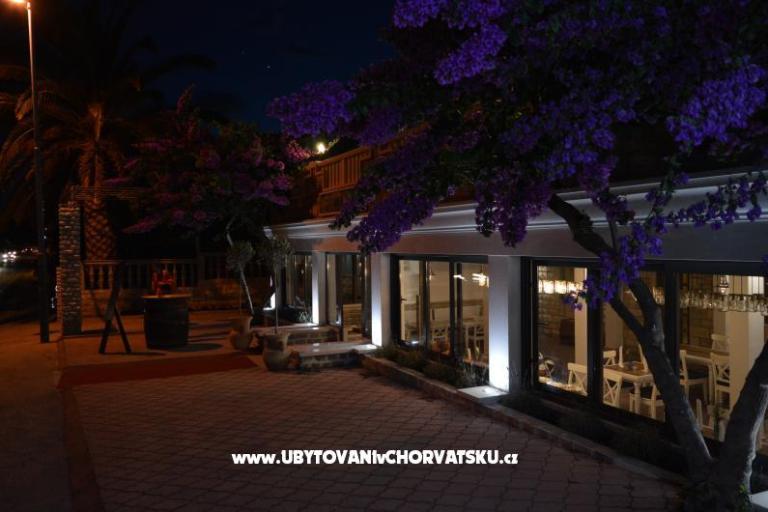 Pansion & Apartmanok  – fotó 2