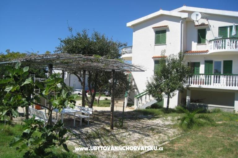Apartmanok Batana – fotó 7