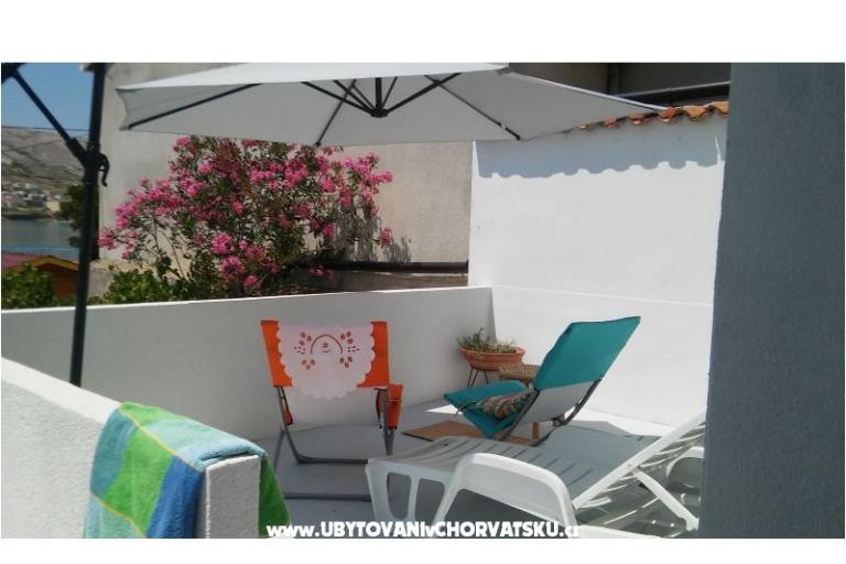 Renovated old house near sea in Pag – fotó 7