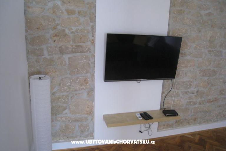 Stonehouse Dana – fotó 6
