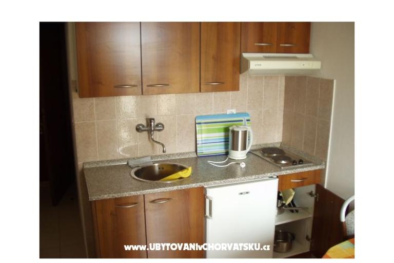 Villa Kristina Apartmanok – fotó 10