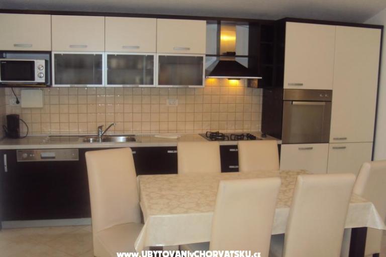 Apartman Lovre – fotó 2
