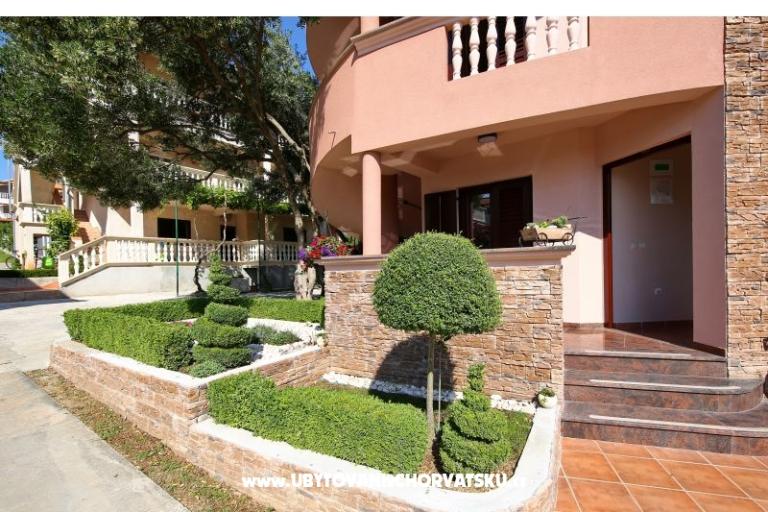 Apartmanok Dalmatino Pakoštane – fotó 10