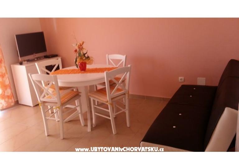Apartmanok & Szobák BRANCIN – fotó 12
