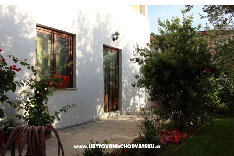 Apartmanok Tina Pakoštane – fotó 12
