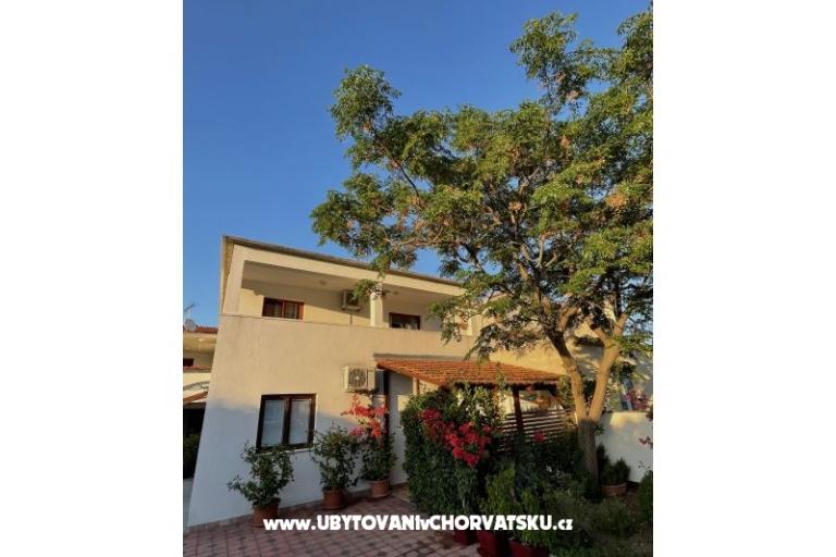 Apartmanok Tina Pakoštane – fotó 9