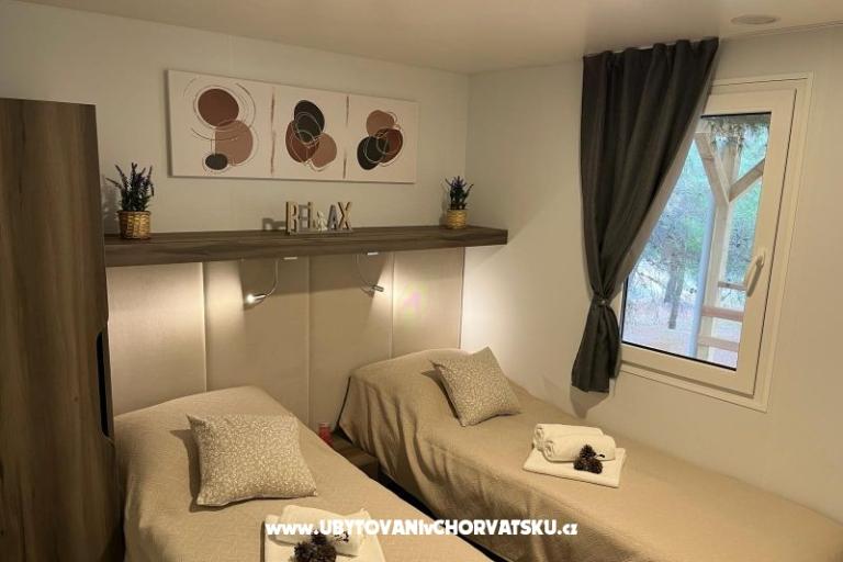 Mobile home Sunny day – fotó 18
