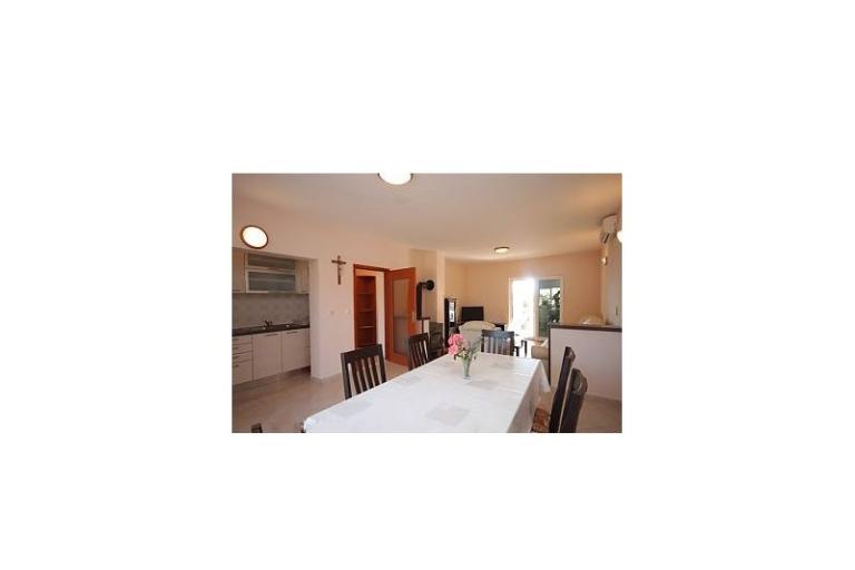 Banj Apartmanok – fotó 5