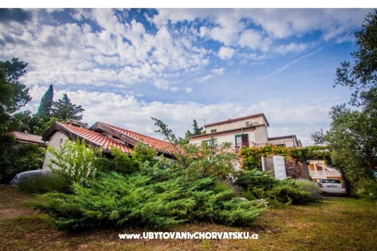 PIROVAC APARTMENTS *** – fotó 3