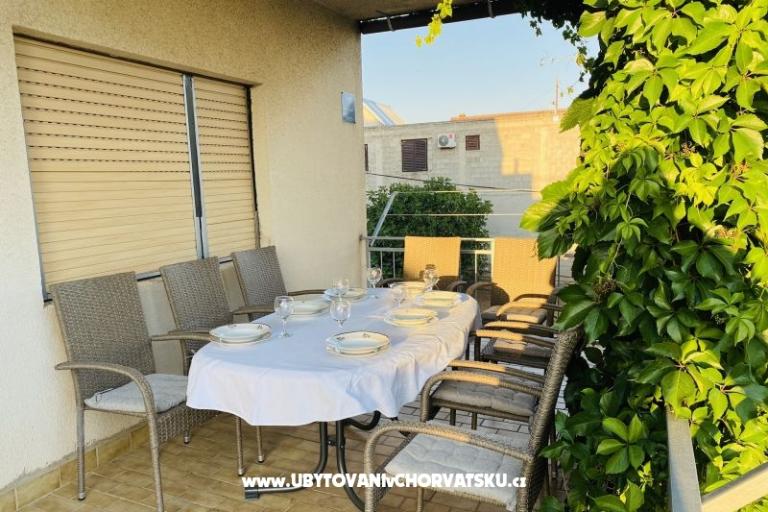 Villa Ana , one min walk to beach – fotó 2