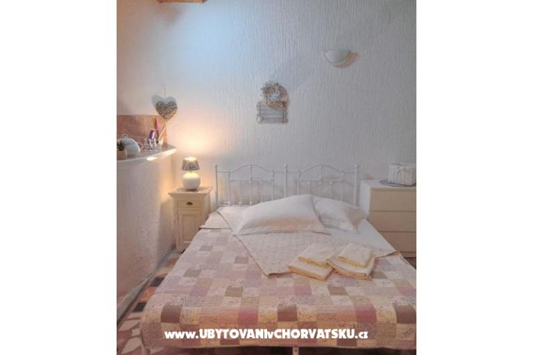 Apartmanok Dražena Podgora – fotó 2