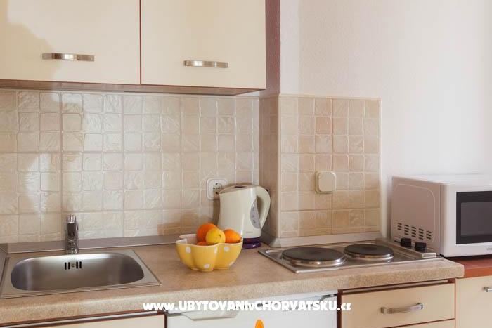 Apartmanok Niko Podgora – fotó 10