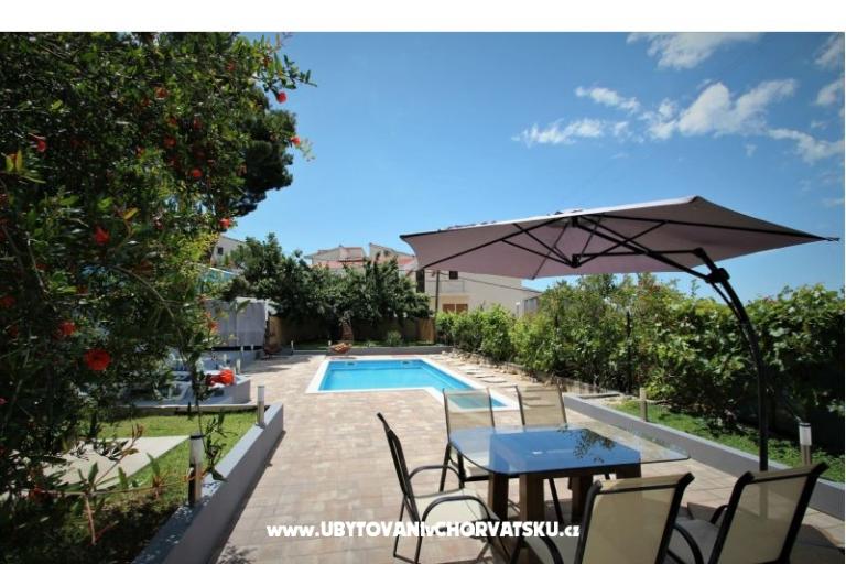 Wide Apartman with Pool  – fotó 2