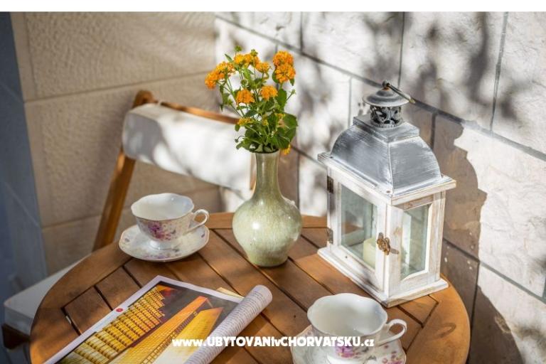 Apartmanok Lemon Garden medencével – fotó 15