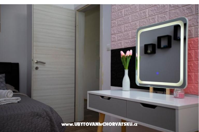 Apartman lux with garden – fotó 10