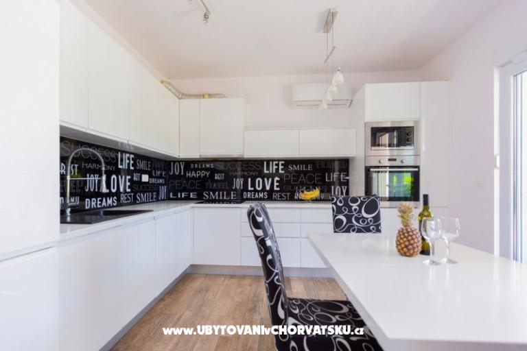 Apartman lux with garden – fotó 12