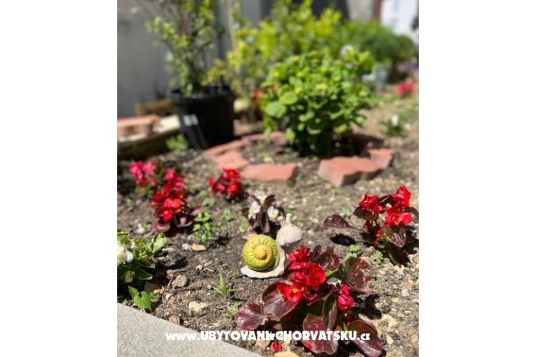 Apartman lux with garden – fotó 18