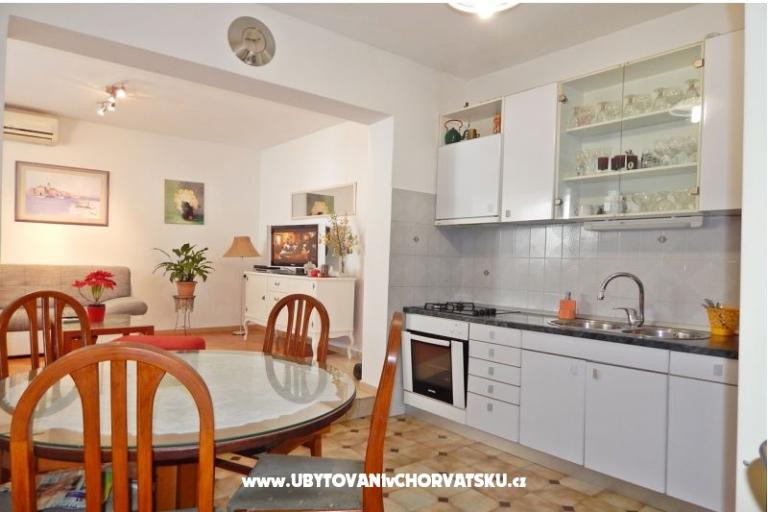 Apartman Gloria Podstrana – fotó 16