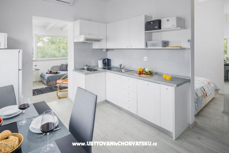 Apartmanok Aida  – fotó 11