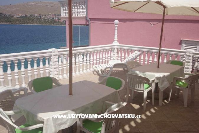 Apartmanok 7 m od mora – fotó 3
